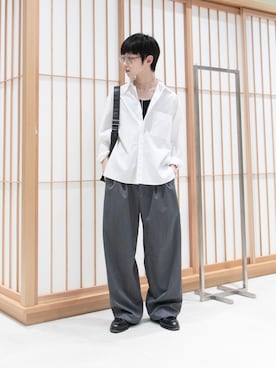 「STUDIOUS(ステュディオス)のアイテム(スラックス)」を使った、Aoi Sugiyama さん(メンズ・170cm)の夏コーディネート