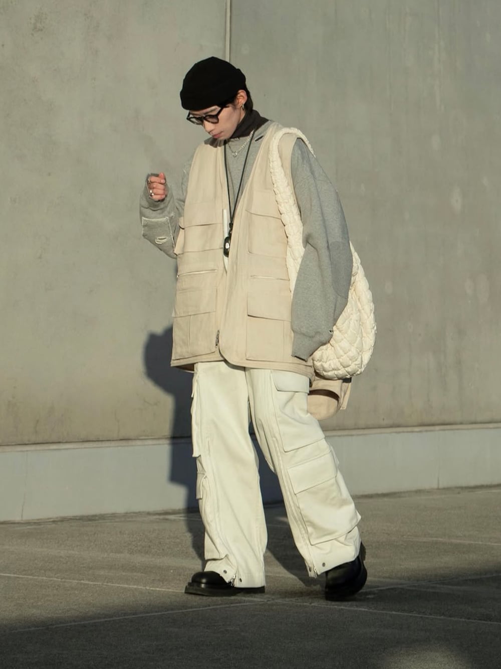 HED MAYNER（ヘドメイナー）の「DOUBLE LAYERED CARGO VEST