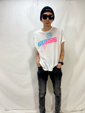 「Guess（ゲス）のアイテム」を使った、田中奨伍さん（メンズ・178cm）の春コーディネート