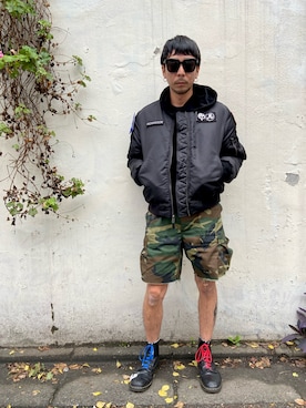 「迷彩」｜「アイテム（パンツ）」を使った、田中奨伍さん（メンズ・178cm）の秋コーディネート
