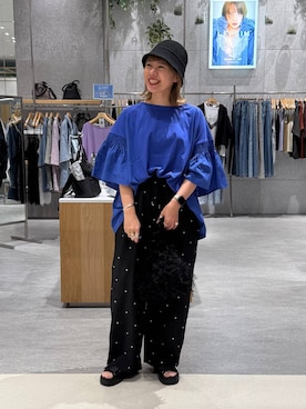 「LEPSIM（レプシィム）の異素材フリルBIGT　242843（Tシャツ/カットソー、ブルー系）」を使った、kuu__lpさん（レディース・157cm）の夏コーディネート