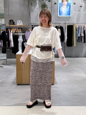 「LEPSIM（レプシィム）のベルトバックルクッションサンダル　638815（サンダル、ホワイト系）」を使った、kuu__lpさん（レディース・157cm）の夏コーディネート