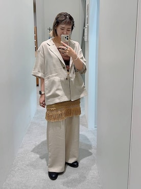 「LEPSIM（レプシィム）の《リネンライクドライシリーズ》ギャザーワイドパンツ　638911（その他パンツ、ベージュ系）」を使った、kuu__lpさん（レディース・157cm）の春コーディネート