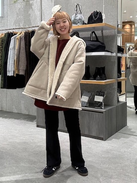 「アイテム（ムートンコート）」を使った、kuu__lpさん（レディース・157cm）の秋コーディネート