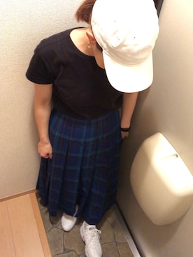 「無印良品（ムジルシリョウヒン）のアイテム（Tシャツ/カットソー、ブラック系）」を使った、eriさん（レディース・160cm）の夏コーディネート