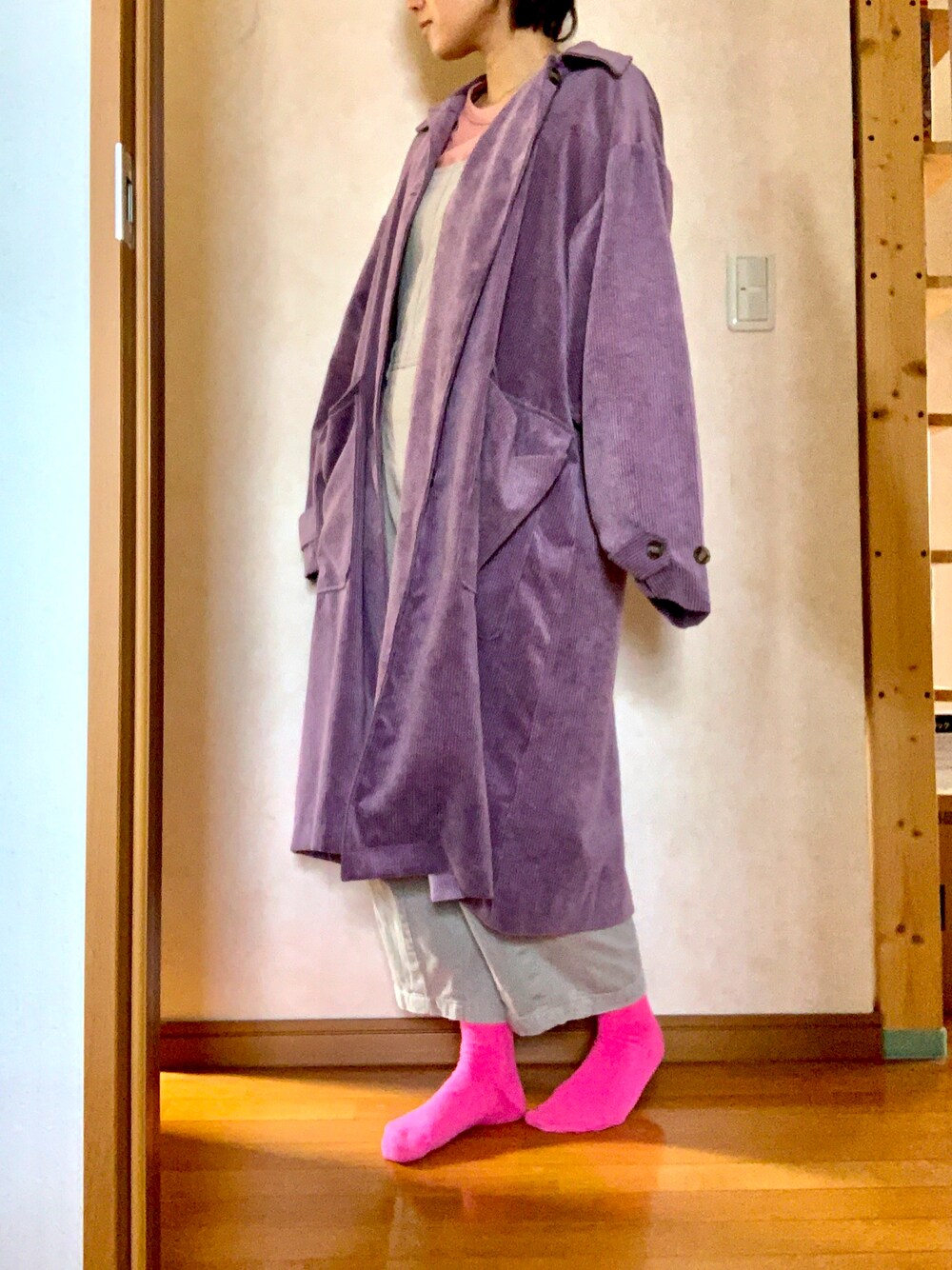 「ピンク、コーデュロイ、春コーデ、つなぎスタイル」｜「靴下屋のアイテム（ソックス/靴下、ピンク系）」を使った、kafafaさん（レディース・160cm）の春コーディネートの1枚目の写真