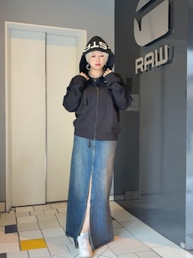 「アイテム（デニムスカート）」を使った、G-Star RAWさん（レディース・162cm）の秋コーディネート