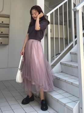 「Lil Ambition（リルアンビション）のエアリーチュールスカート（スカート、ピンク系）」を使った、ももち Momochi｜牛江桃子さん（レディース・160cm）の秋コーディネート