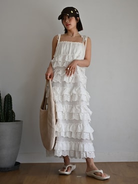 「Lil Ambition（リルアンビション）のコットンレースワンピース（ワンピース、ホワイト系）」を使った、ももち Momochi｜牛江桃子さん（レディース・160cm）の春コーディネート