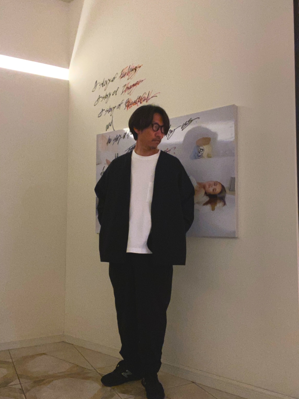 「夏、きれいめカジュアル、シンプル、スラックス、大人コーデ、united arrows、SONS」｜「UNITED ARROWS & SONSの＜UNITED ARROWS & SONS by DAISUKE OBANA＞ Ⅰ D/SL V CARDIGAN/カーディガン（カーディガン/ボレロ、ブラック系）」を使った、Kousuke Matsumotoさん（メンズ・171cm）の夏コーディネートの1枚目の写真