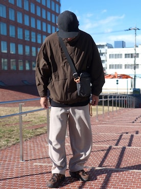 「アイテム（ナイロンジャケット）」を使った、ぼんじりさん（メンズ・179cm）の春コーディネート