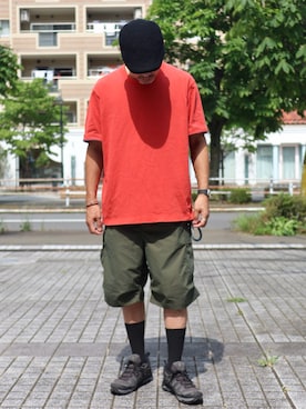 「FREAK'S STORE（フリークスストア）の<UVカット・速乾> Quick Dry Fabric ワイドシルエット ポリリップクロス ショートカーゴパンツ 限定展開（カーゴパンツ、グリーン系）」を使った、ぼんじりさん（メンズ・179cm）の夏コーディネート