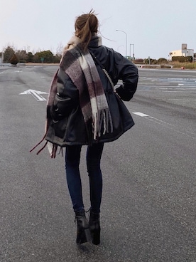 「MOTHER DENIM（マザーデニム）のアイテム」を使った、Akaneさん（レディース・163cm）の冬コーディネート