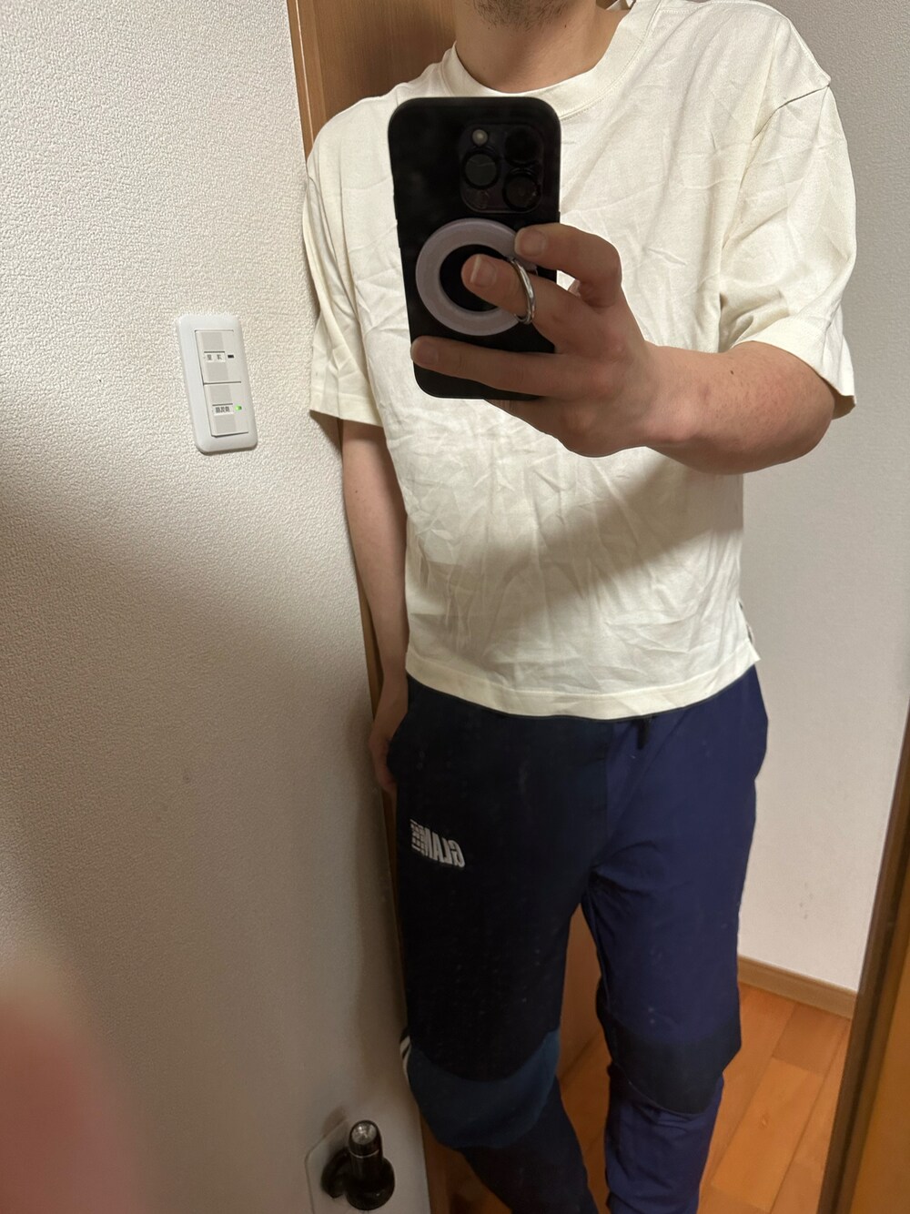 「和紙、Tシャツ、パッチワーク、ジャージ、いいね、save、フォローお願いします🤑、フォローミー、フォローお願いします、おしゃれさんと繋がりたい、glamb、エンドリケリー、ENDRECHERI」｜「glambのPatchwork Jersey Pants / パッチワークジャージパンツ（その他パンツ、ブルー系）」を使った、flocon de neige(ZOZOブランド化2021プロフ応援お願いします）さん（メンズ・177cm）の春コーディネートの1枚目の写真
