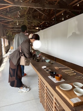 「アイテム（ヘアゴム）」を使った、みさん（レディース・164cm）の秋コーディネート