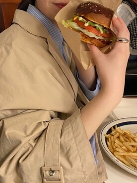 「URBAN RESEARCH（アーバンリサーチ）のアイテム（トレンチコート）」を使った、kiさん（レディース・150cm）の春コーディネート