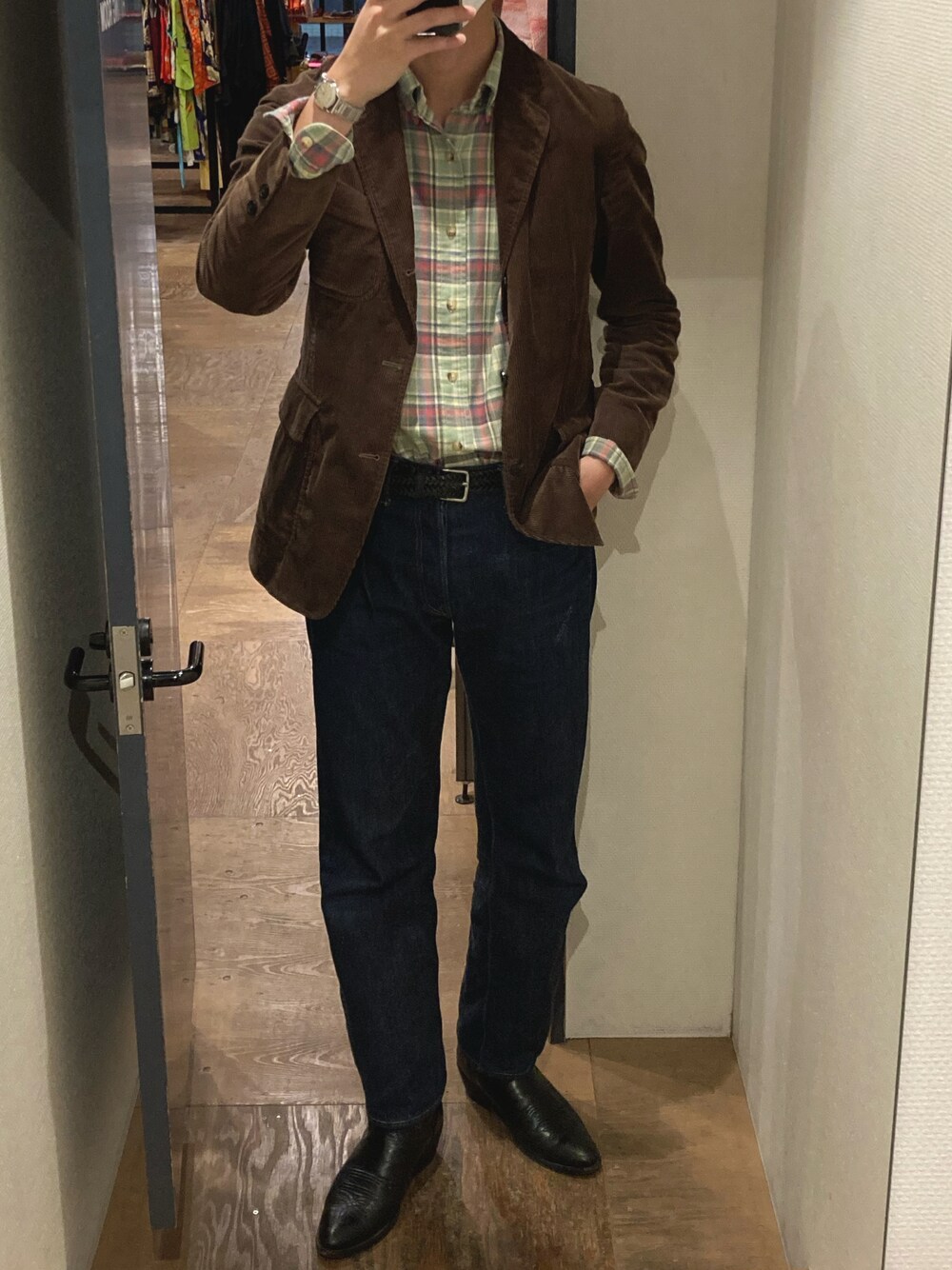 「Ralph Lauren、ウエスタンブーツ」｜「RESOLUTEのアイテム（デニムパンツ、ブルー系）」を使った、二軒茶屋さん（メンズ・178cm）の冬コーディネートの1枚目の写真