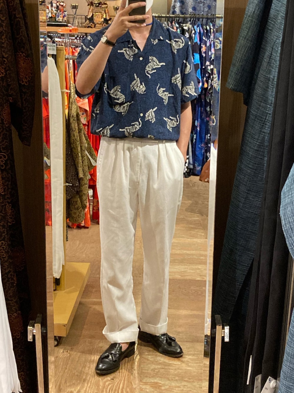 「オープンカラーシャツ、柄シャツ、タッセルローファー」｜「OLD JOE & CO.のアイテム（シャツ/ブラウス、ブルー系）」を使った、二軒茶屋さん（メンズ・178cm）の夏コーディネートの1枚目の写真