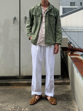 「アイテム（ミリタリージャケット）」を使った、二軒茶屋さん（メンズ・178cm・20代）の夏コーディネート