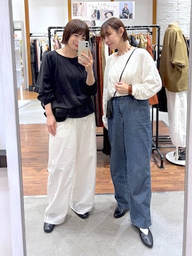 「LEPSIM（レプシィム）のスースーデニムストレートパンツ　637621（デニムパンツ、ブルー系）」を使った、mayaさん（レディース・158cm）の春コーディネート