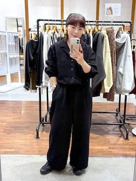「アイテム（バンダナ/スカーフ、ブラウン系）」を使った、mayaさん（レディース・156cm）の秋コーディネート