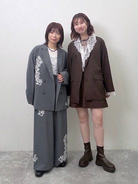 「LEPSIM（レプシィム）のソフトクッションローファー　1054555（ローファー、ブラック系）」を使った、mayaさん（レディース・158cm）の秋コーディネート