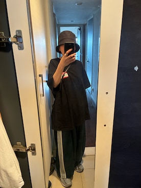 「VETEMENTS（ヴェトモン）のアイテム」を使った、みっこさん（レディース・158cm）の夏コーディネート