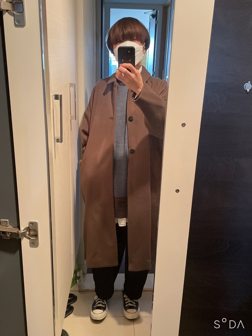 Dulcamaraのチェスターコートを使った人気ファッションコーディネート