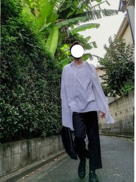 「H&M（エイチ・アンド・エム）のアイテム（シャツ/ブラウス、ホワイト系）」を使った、pokiiiiさん（メンズ・181cm）の秋コーディネート