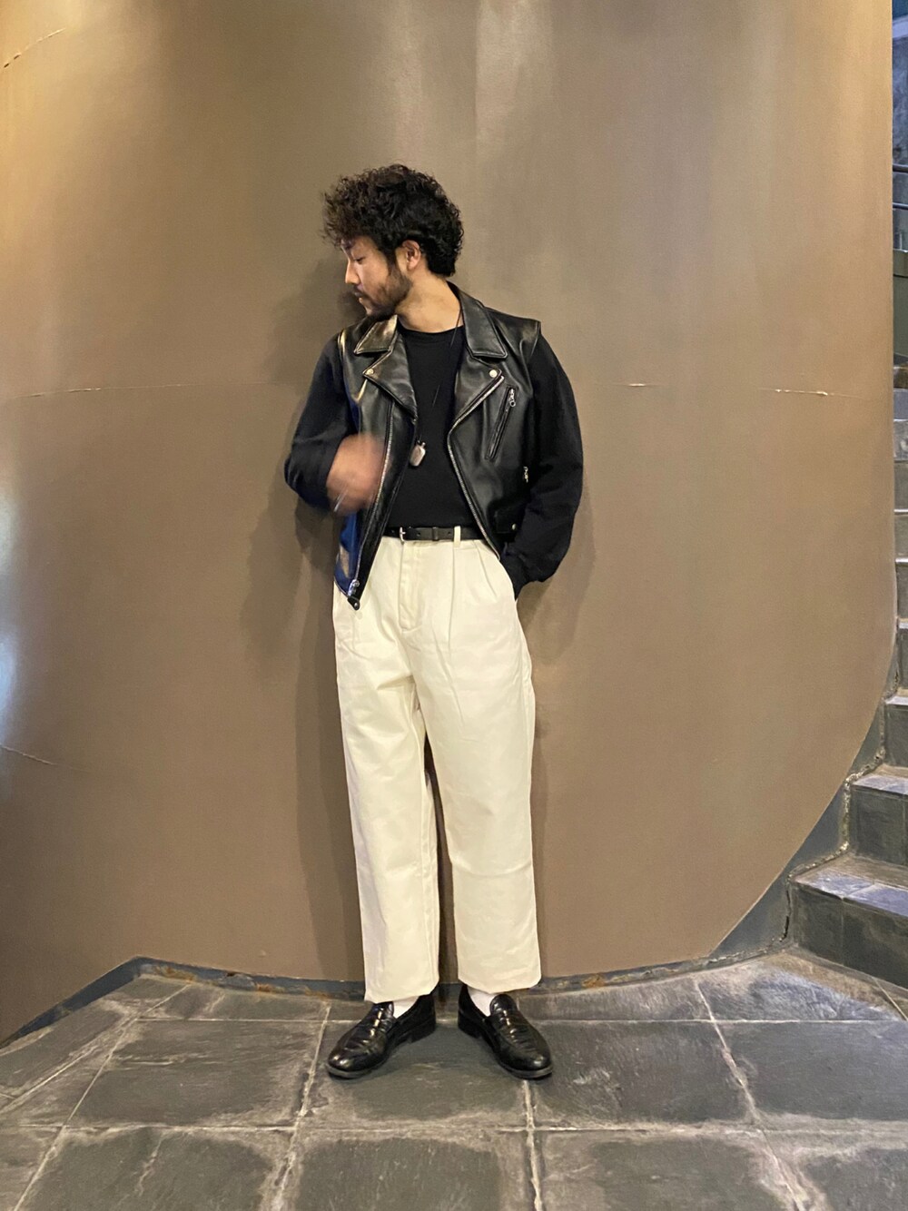 【Schott タックパンツ フラワースタッズ付き】 Schott タックパンツ フラワースタッズ付き】 FLOWER EMBROIDERY TUCK