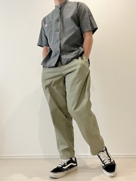 「neos（ネオス）のアイテム（チノパンツ）」を使った、kasago/Instagramも見てねさん（メンズ・165cm）の夏コーディネート