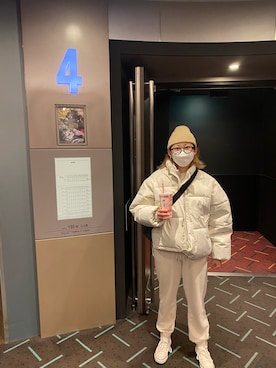 「CANAL JEAN（キャナルジーン）のアイテム（その他アウター）」を使った、ヂュンチさん（レディース・161cm）の冬コーディネート