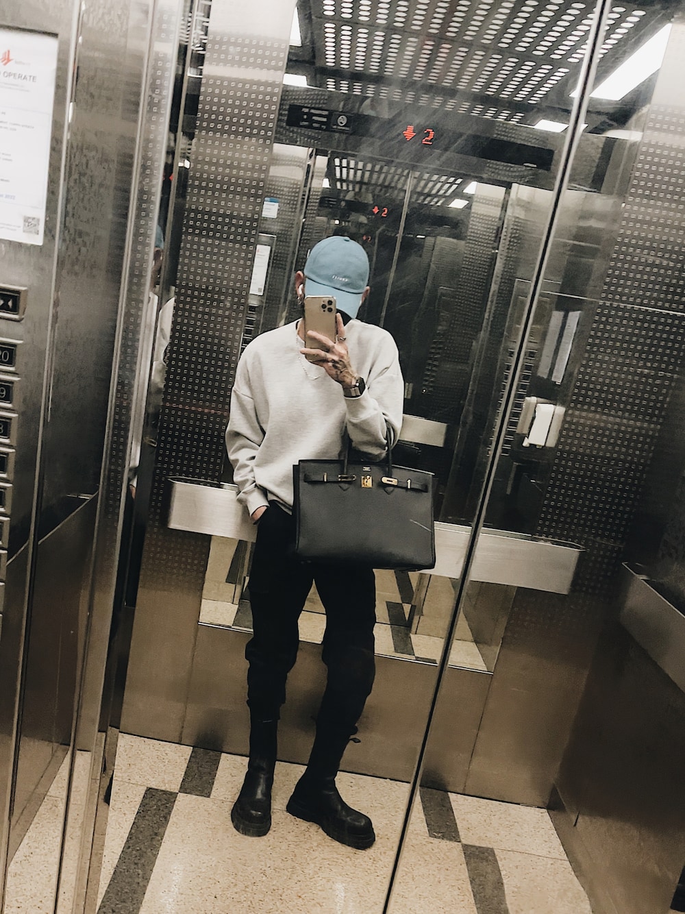 クールコーデ★【HERMES】Depeches メンズバッグ♪ クールコーデ☆【HERMES】Depeches メンズバッグ♪ (HERMES