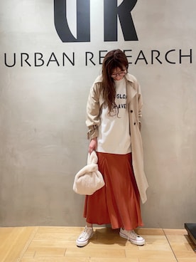 「URBAN RESEARCH（アーバンリサーチ）のアイテム（トレンチコート）」を使った、yuco.okadaさん（レディース・167cm）の秋コーディネート