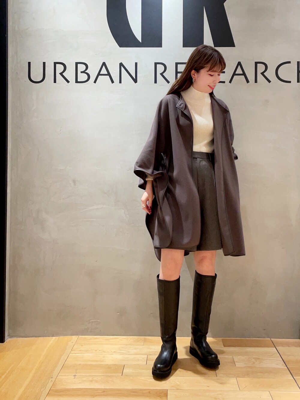 URBAN RESEARCH(アーバンリサーチ)の「パイピングポンチョ URBAN RESEARCH(アーバンリサーチ)の「パイピングポンチョ
