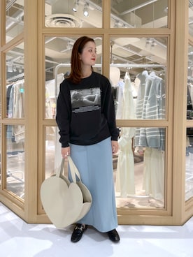 「ビットローファー」｜「アイテム（スウェット）」を使った、anna  aoyamaさん（レディース・161cm）の冬コーディネート