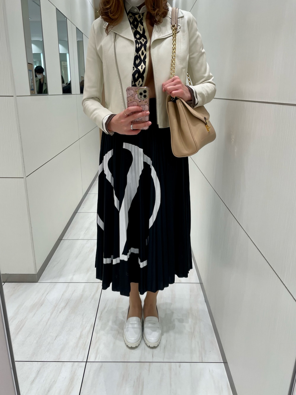 Aveniretoileのライダースジャケットを使った人気ファッション