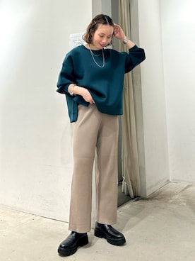 「リブニット」｜「アイテム（スウェット）」を使った、natsumiさん（レディース・159cm）の秋コーディネート