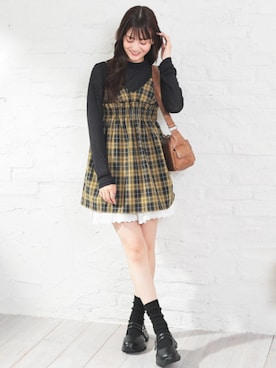 「ミニスカート」｜「アイテム（Tシャツ/カットソー、ブラック系）」を使った、ハニーズさん（レディース・160cm）の夏コーディネート