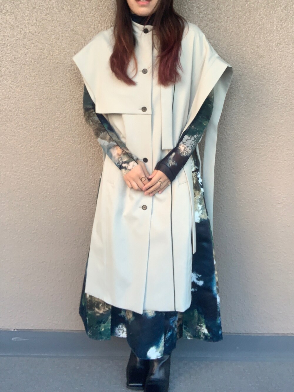 UNITED TOKYO（ユナイテッドトウキョウ）の「2wayケープコート