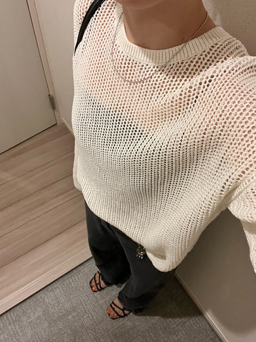 「飲み会、UNIQLO、Kastane」｜「LOWRYS FARMのアイテム（サンダル、ブラック系）」を使った、rikoさん（レディース・156cm）の秋コーディネートの1枚目の写真