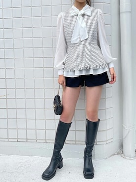「GRL（グレイル）のアイテム（バッグ）」を使った、GRLグレイル_OFFICIALさん（レディース・165cm）の秋コーディネート