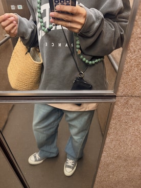 「Maison Margiela（メゾンマルジェラ）のアイテム（デニムパンツ、ブルー系）」を使った、miiiさん（レディース・154cm）の春コーディネート