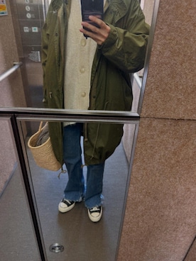 「アイテム（ミリタリージャケット）」を使った、miiiさん（レディース・154cm）の冬コーディネート
