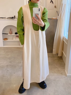 「INSIIS（インシス）のアイテム（ジャンパースカート）」を使った、emineoさん（レディース・151cm）の秋コーディネート