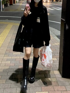 「ADER error（アーダーエラー）のアイテム（トップス）」を使った、rikoさん（レディース・160cm）の秋コーディネート