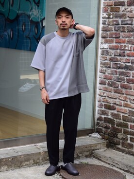 「UNITED TOKYO（ユナイテッドトウキョウ）のアイテム（Tシャツ/カットソー）」を使った、すぐるさん（メンズ・170cm）の春コーディネート