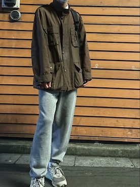 「ハンティングジャケット」｜「アイテム（スウェットパンツ）」を使った、korugi01さん（メンズ・178cm）の冬コーディネート