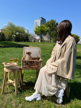 「eaphiのアイテム（ジャケット/アウター、ベージュ系）」を使った、yukaさん（レディース・157cm）の春コーディネート