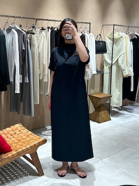 「BABYLONE（バビロン）の【多機能素材】撥水ロングワンピース（ワンピース、ブラック系）」を使った、あおのさん（レディース・164cm）の春コーディネート